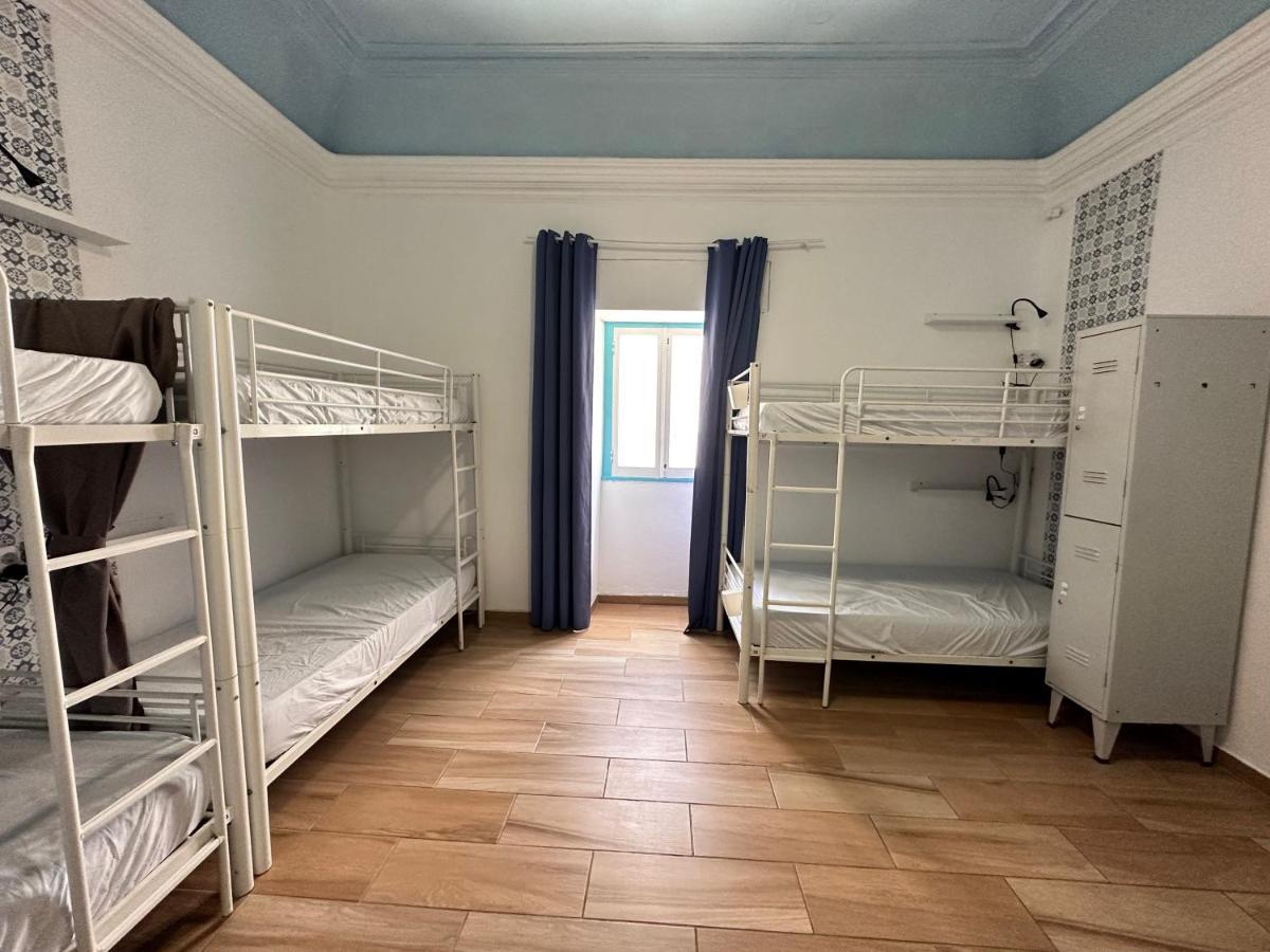 אלבופיירה Orange Terrace Hostel חדר תמונה