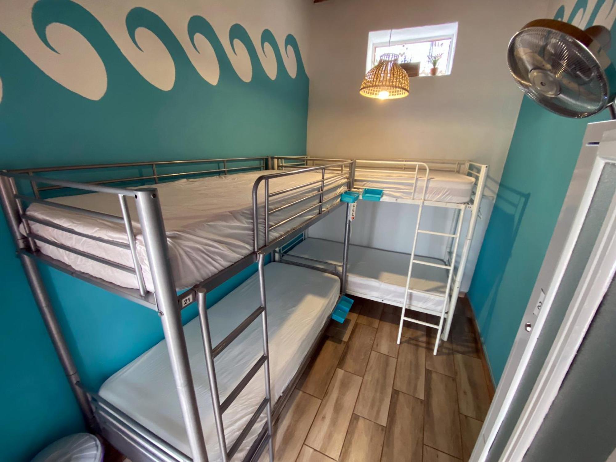 אלבופיירה Orange Terrace Hostel חדר תמונה