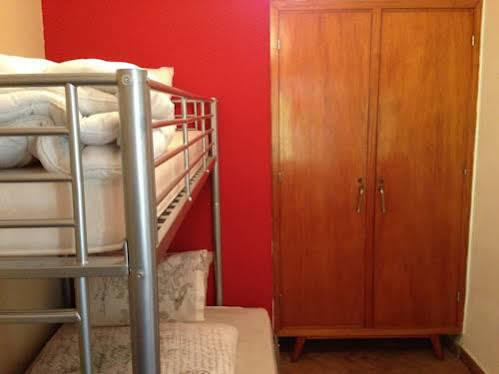 אלבופיירה Orange Terrace Hostel מראה חיצוני תמונה
